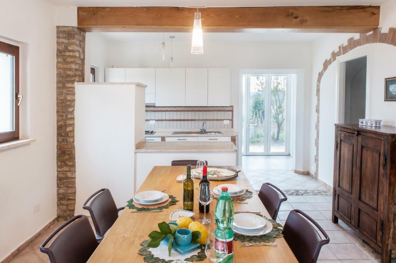Villa Marchetti كوبرا ماريتيما المظهر الخارجي الصورة